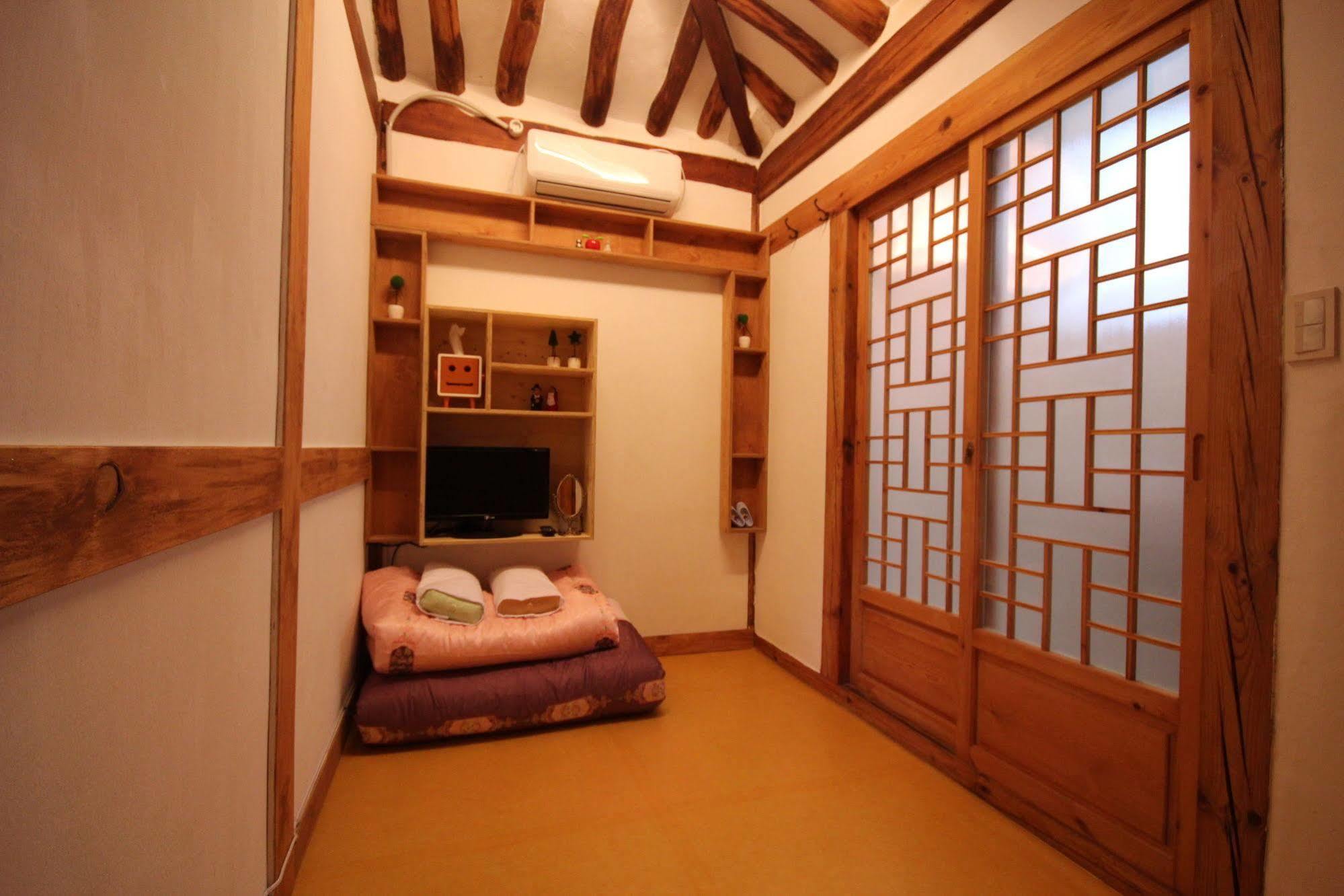 Doo Hanok Guesthouse Seul Zewnętrze zdjęcie