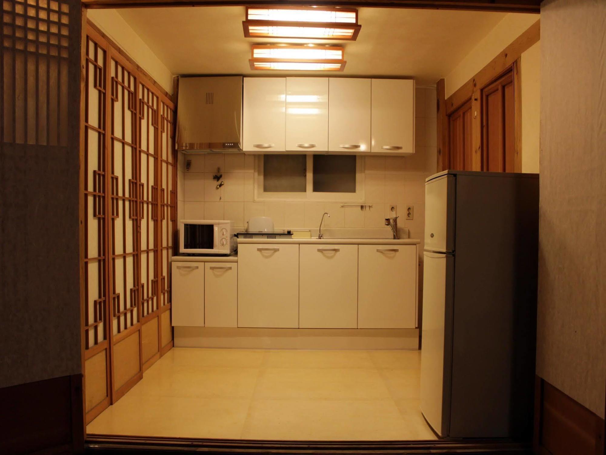 Doo Hanok Guesthouse Seul Zewnętrze zdjęcie
